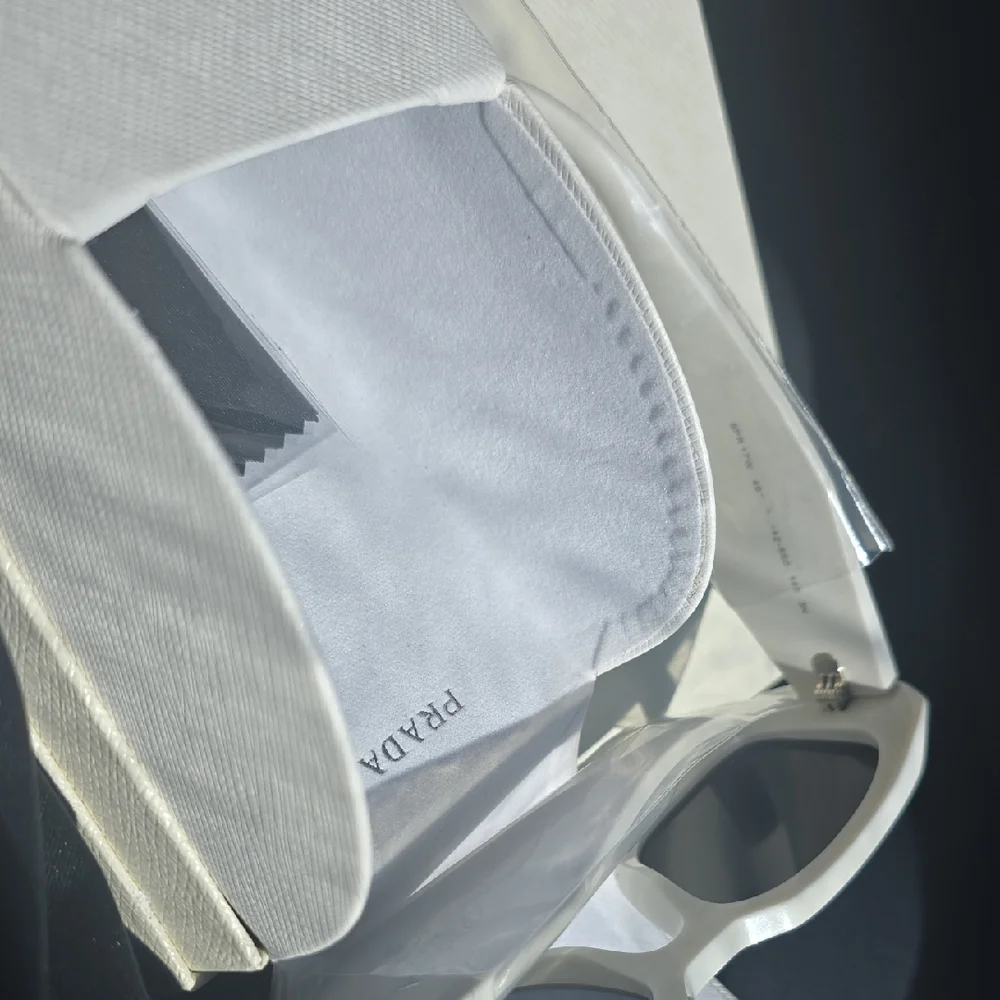 Prada Cream Glasses Case - Picture 5 of 6